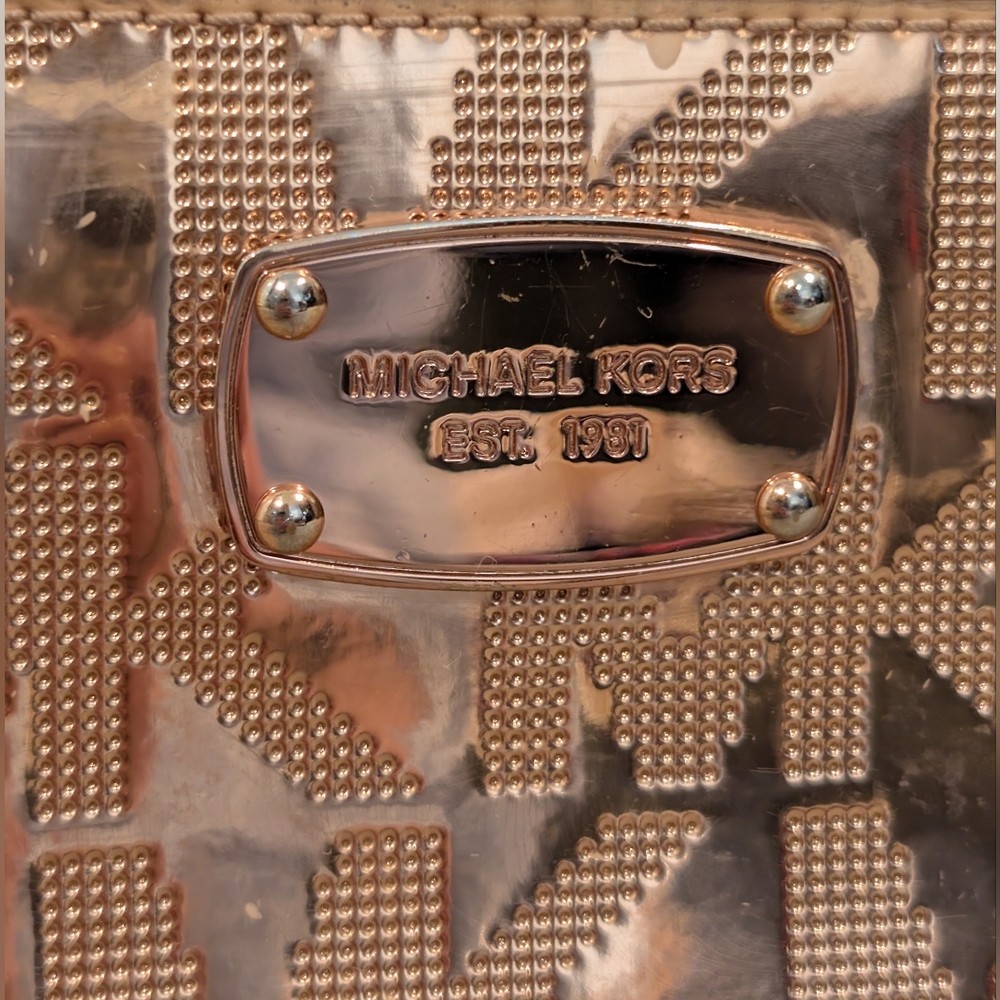Michael Kors Zip Around Rose Gold Wallet - Picture 3 of 6